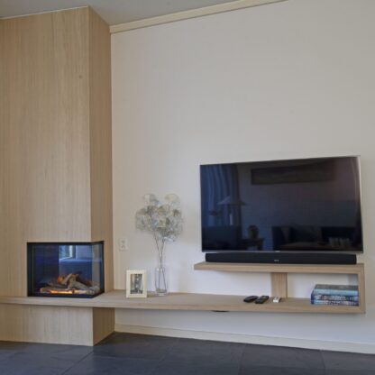 openhaard met tv meubel