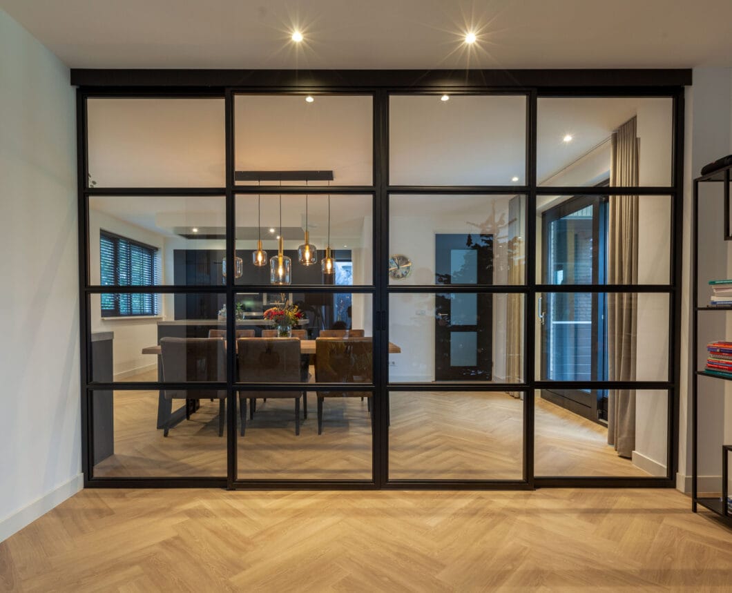 Op maat gemaakte suite deur