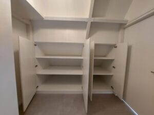 Knieschot kast op maat