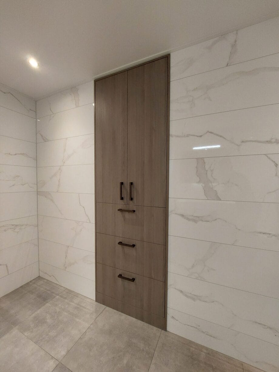 Kledingkast op maat gemaakt