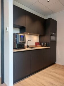 Een pantry voor onze nieuwe buurman