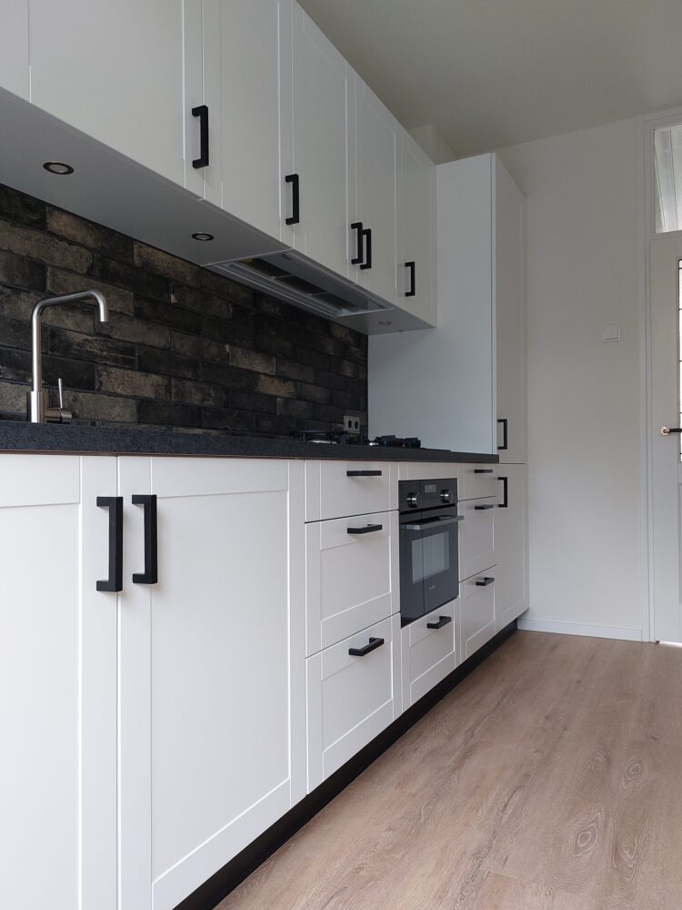 Maatwerk keuken inclusief totaal afwerking