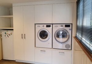 Keuken Wasmachinekast op maat in de berging